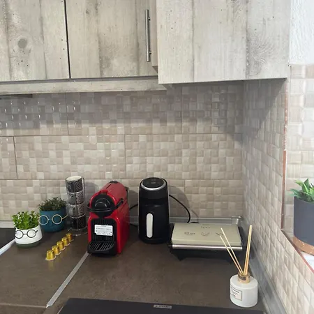 Irida House Apartamento *