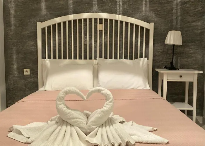 Irida House Apartament *